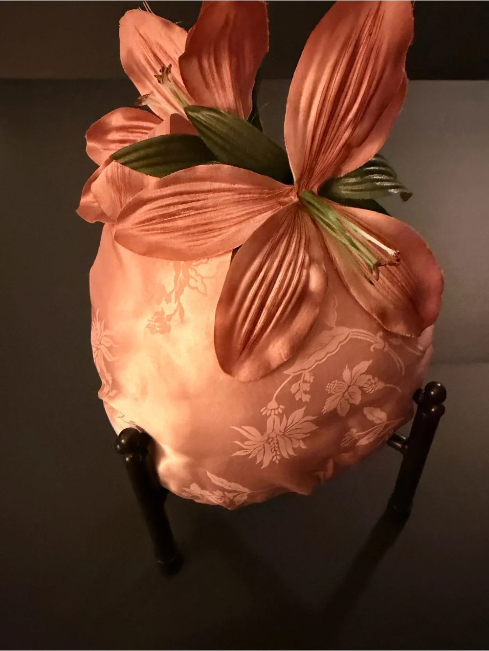 VTG 1950’s Pink Lily Fascinator Cocktail Percher Hat Hand Crafted Mid Century